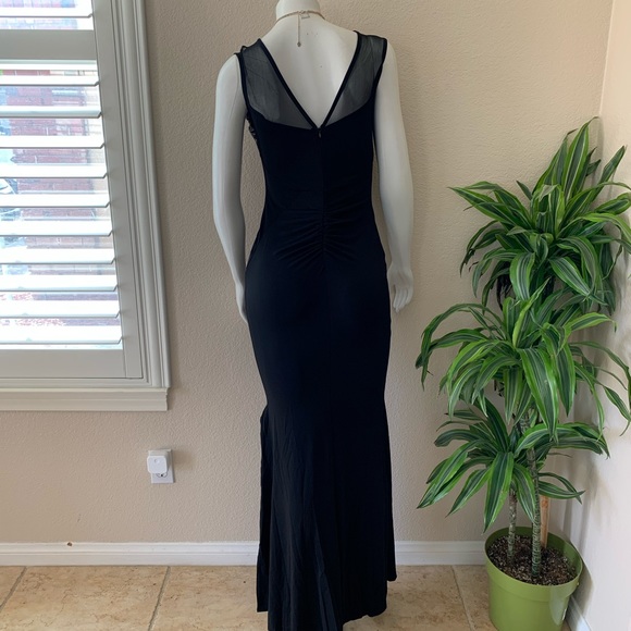 Sale ‼️EVE - Black Sequined Evening Gown w/ Slit - Picture 7 of 8
